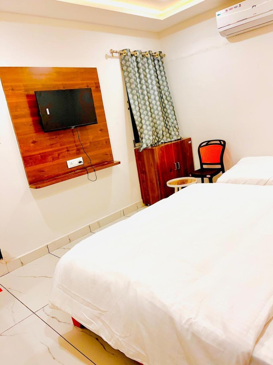 Hotel Shree Kedar Palace Ujjain Luaran gambar