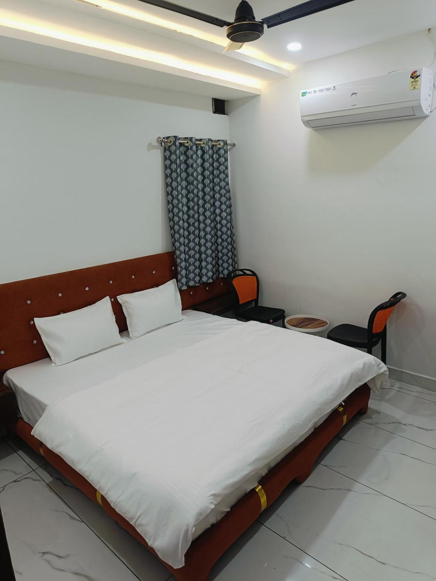 Hotel Shree Kedar Palace Ujjain Luaran gambar